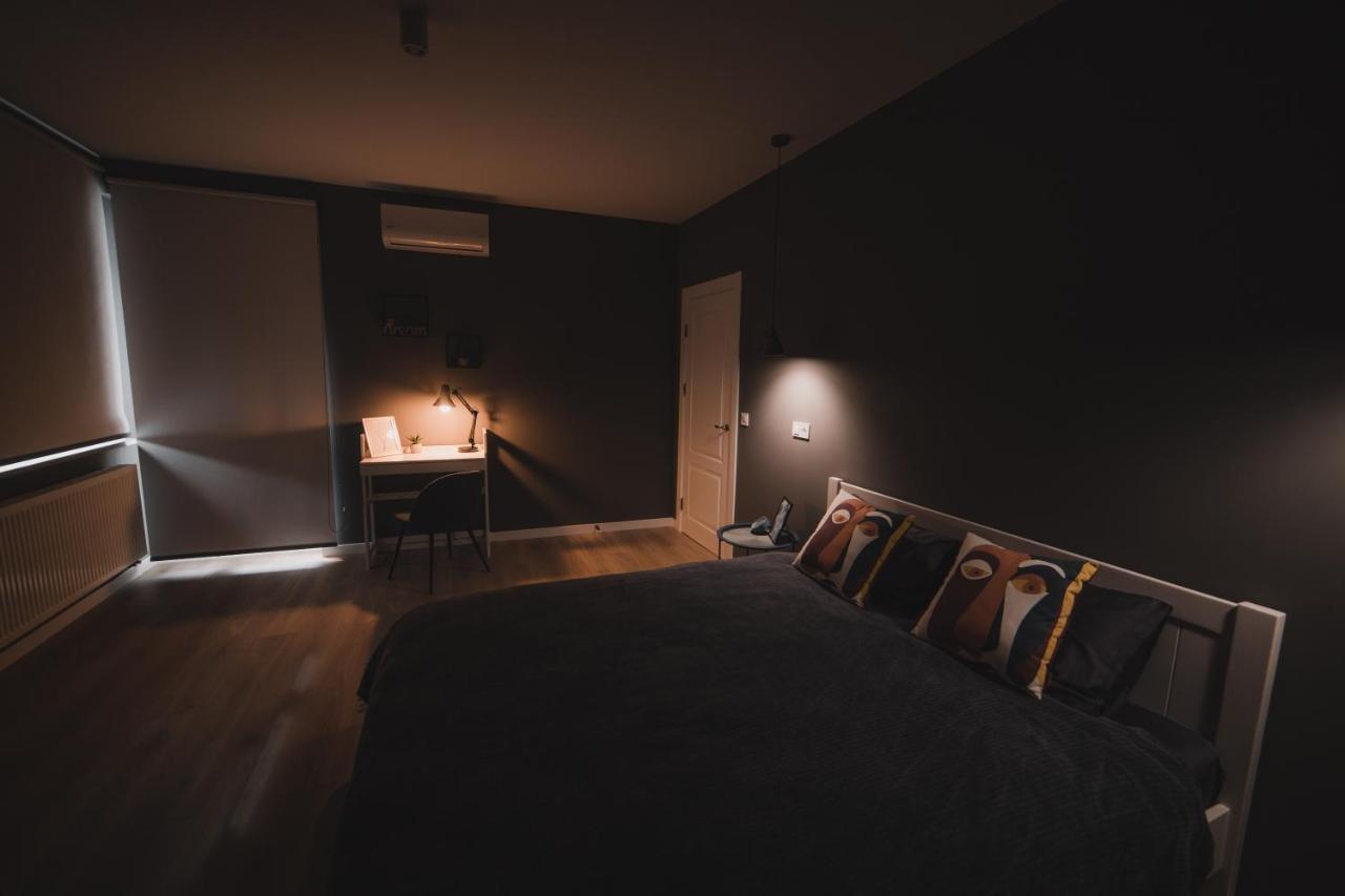 Apart-Hotel Kostjukowski Apartments Nizhynska 17 Lviv Eksteriør billede