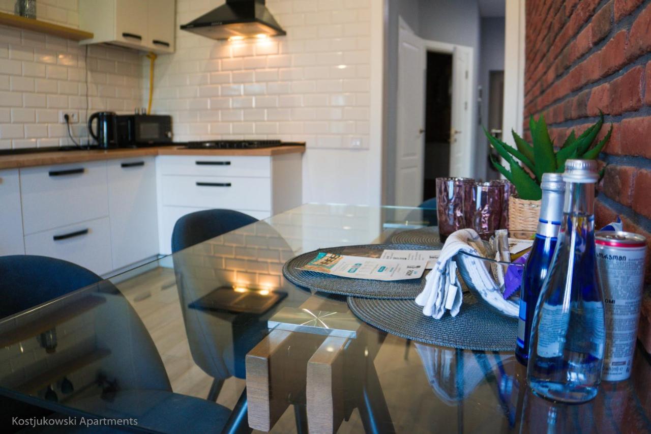 Apart-Hotel Kostjukowski Apartments Nizhynska 17 Lviv Eksteriør billede