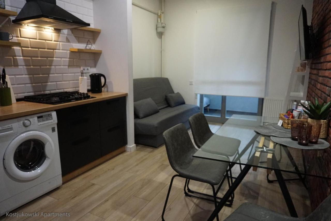 Apart-Hotel Kostjukowski Apartments Nizhynska 17 Lviv Eksteriør billede