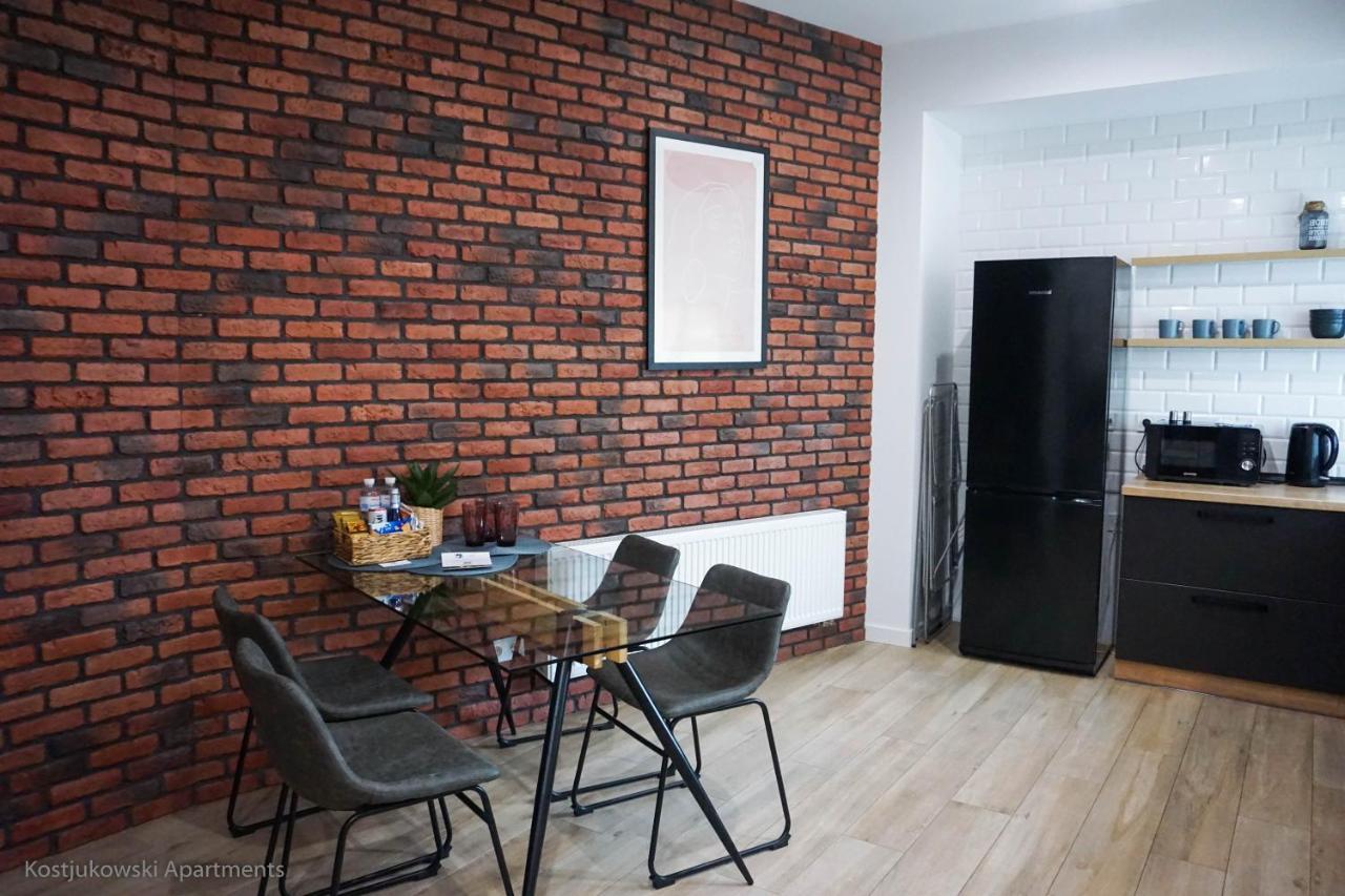 Apart-Hotel Kostjukowski Apartments Nizhynska 17 Lviv Eksteriør billede