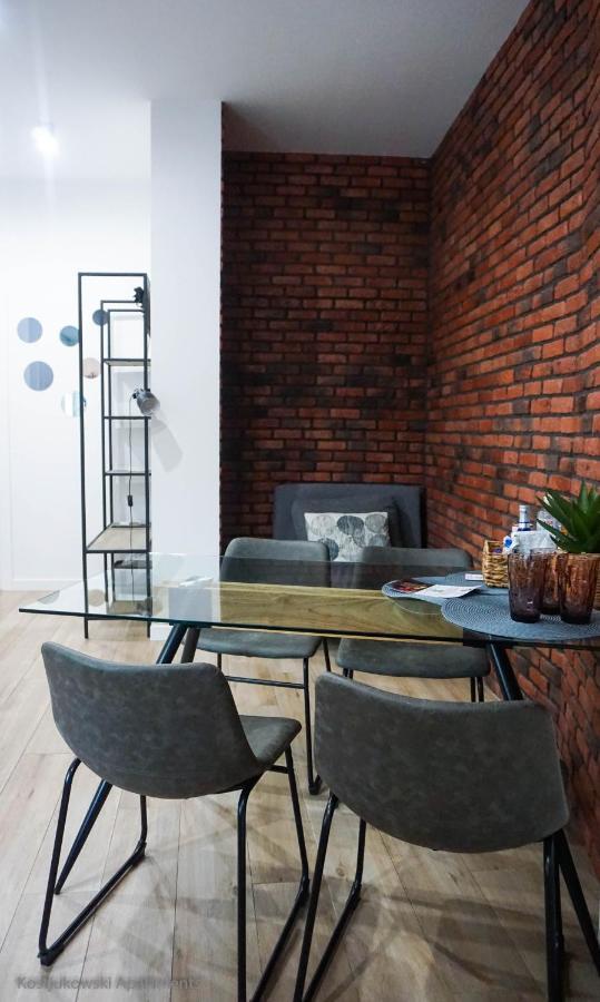 Apart-Hotel Kostjukowski Apartments Nizhynska 17 Lviv Eksteriør billede