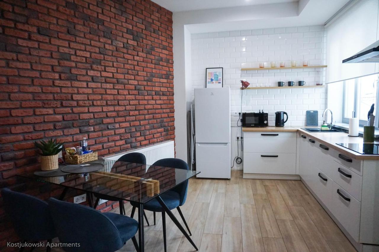 Apart-Hotel Kostjukowski Apartments Nizhynska 17 Lviv Eksteriør billede