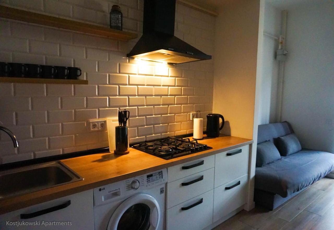 Apart-Hotel Kostjukowski Apartments Nizhynska 17 Lviv Eksteriør billede